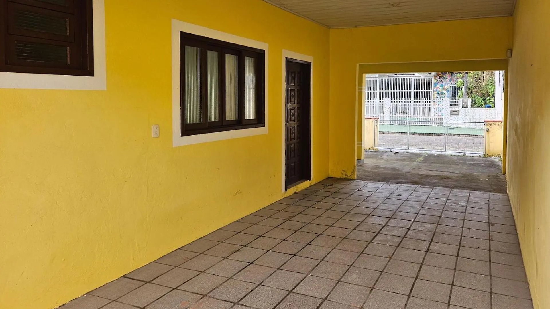 Na Rua Da Prainha Em Sao Francisco Do Sul Bn9621 Villa